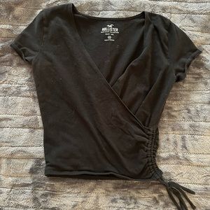 Hollister V-Neck Black Tie Top!